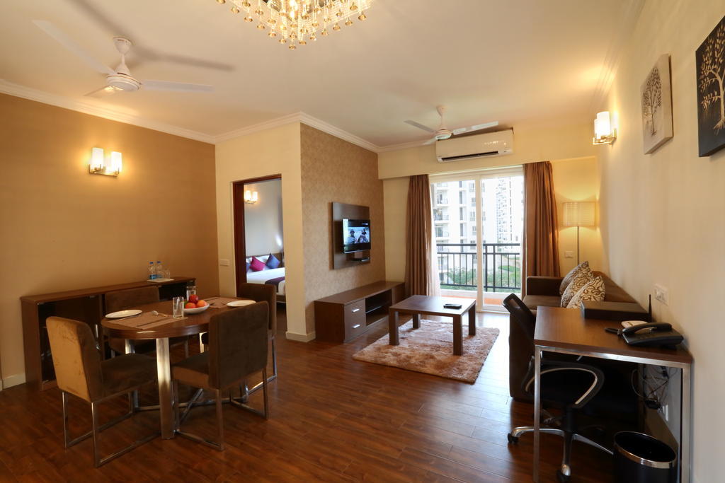 Crest Executive Suites, Whitefield Bangalore Zimmer foto